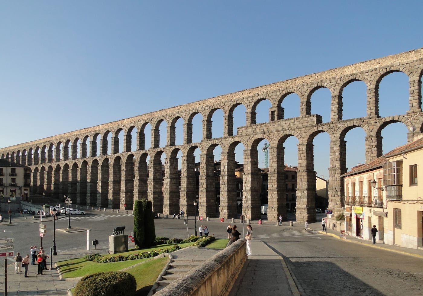 Acueducto de Segovia, con sus arcos de piedra